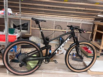 Used Trek Top Fuel 9.9 XX1 AXS 2021 2021 Mountainbike, Black, 29 — image 2 of 4