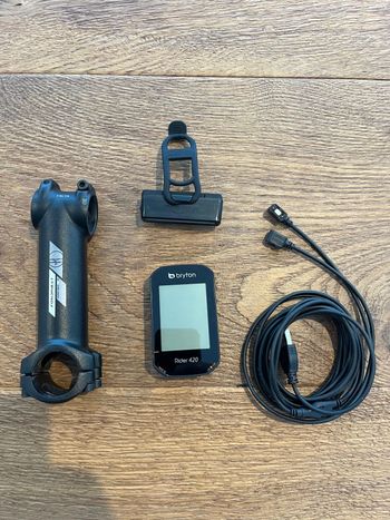 Used Giant TCR Advanced 1 Disc KOM 2019 2019 Road & Gravel, Light Gray — image 8 of 11