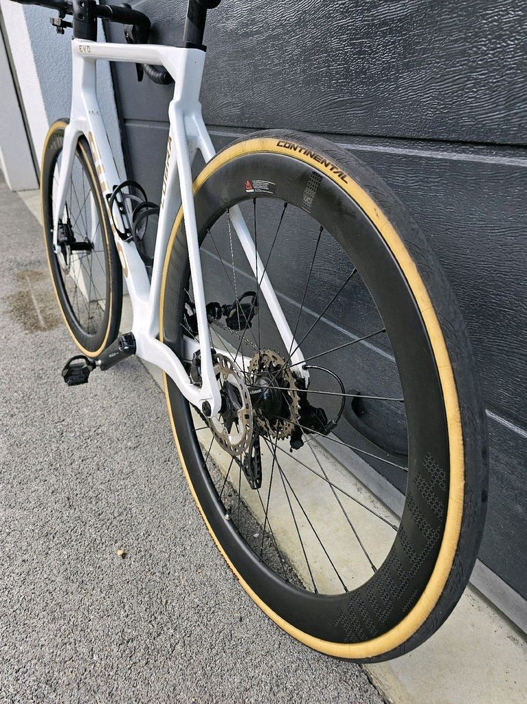 Used Gusto COBRA ULTRA 2024 Road & Gravel, White — image 8 of 10