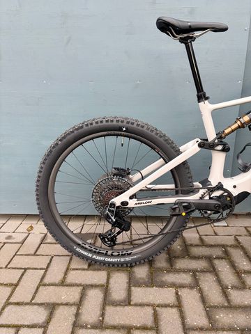 Amflow PX Carbon Pro 2026 2026 Mountainbike usato, Grigio chiaro — immagine 3 di 4