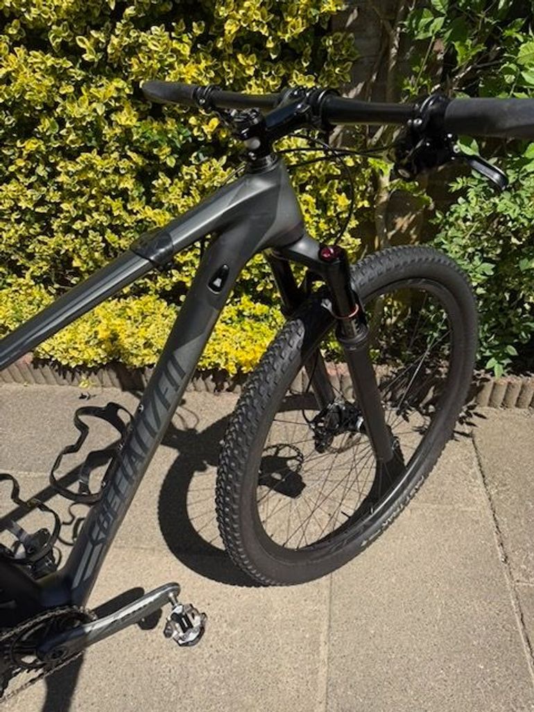 Used Specialized Stumpjumper Expert Carbon 29 World Cup, Size M 2016 Mountainbike, Black — image 4 of 18
