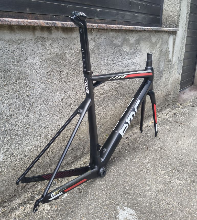 Used BMC Teammachine SLR01 Frameset 2017 Road & Gravel, Black — image 3 of 11