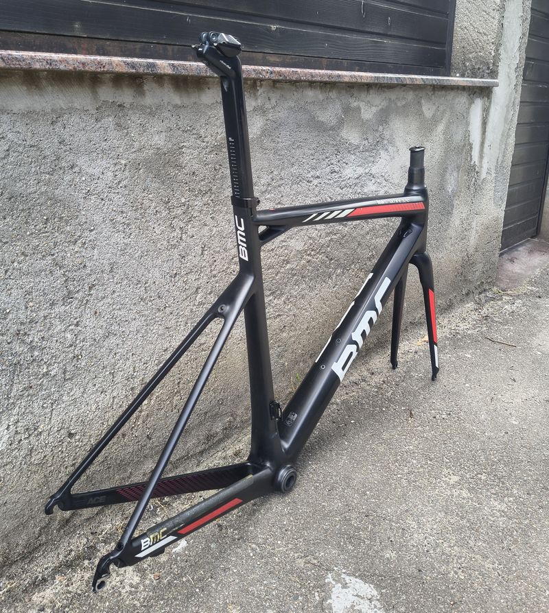 BMC Teammachine SLR01 Frameset 2017 Road & Gravel d'occasion — image 3 sur 11