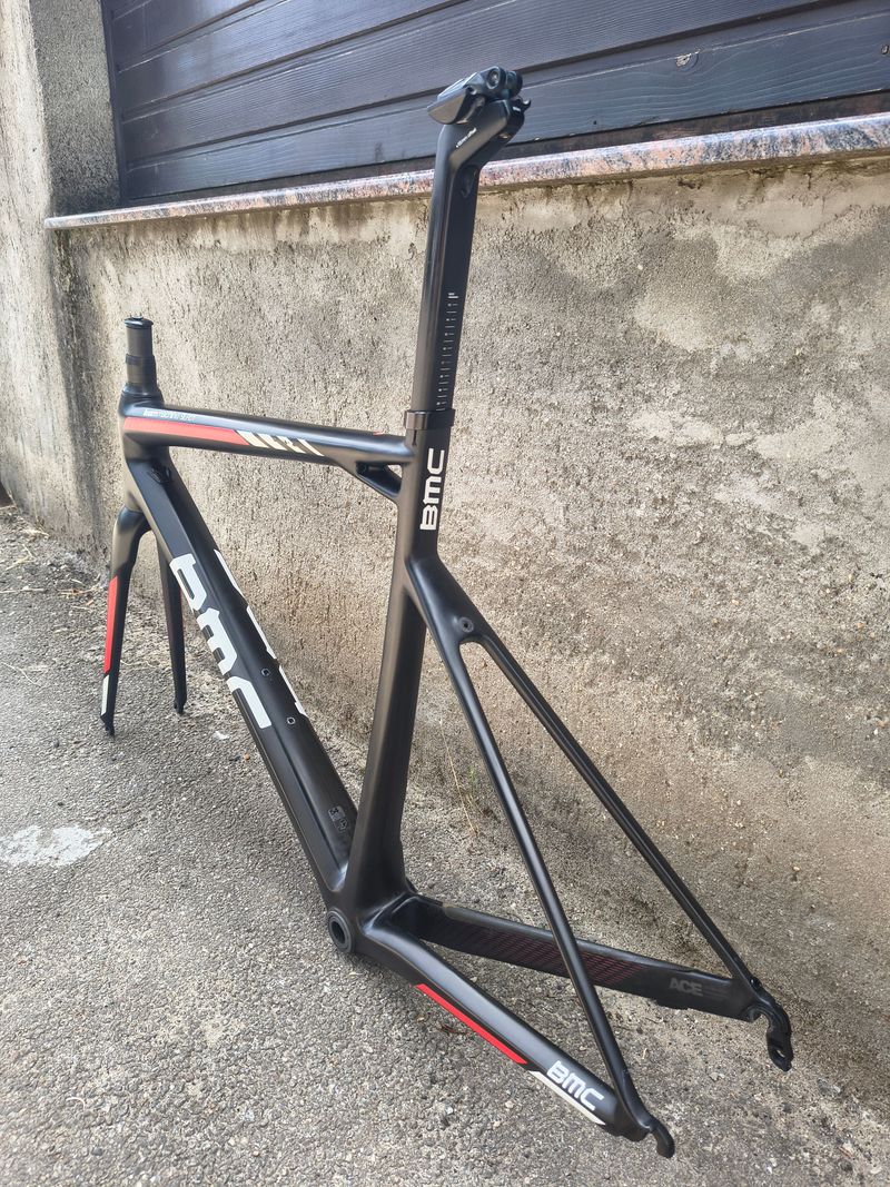 BMC Teammachine SLR01 Frameset 2017 Road & Gravel d'occasion — image 10 sur 11