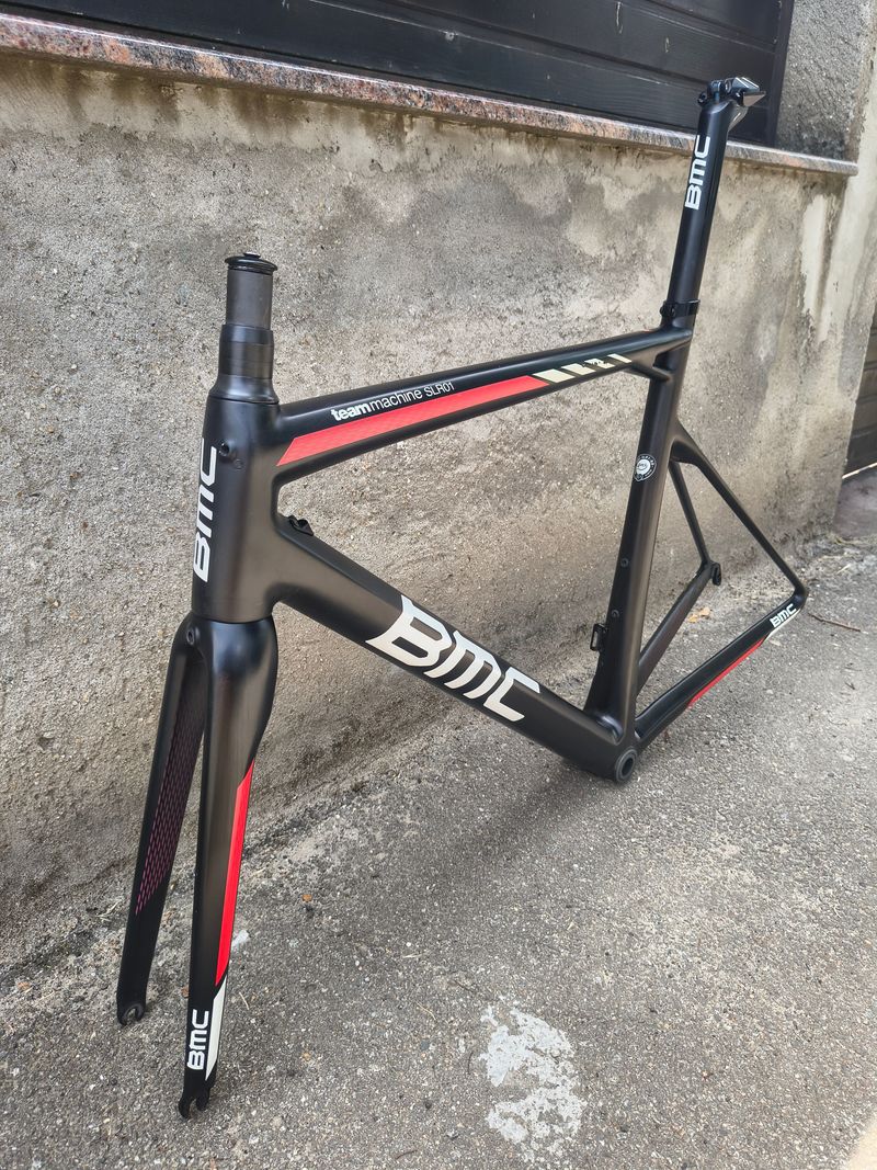 BMC Teammachine SLR01 Frameset 2017 Road & Gravel d'occasion — image 9 sur 11
