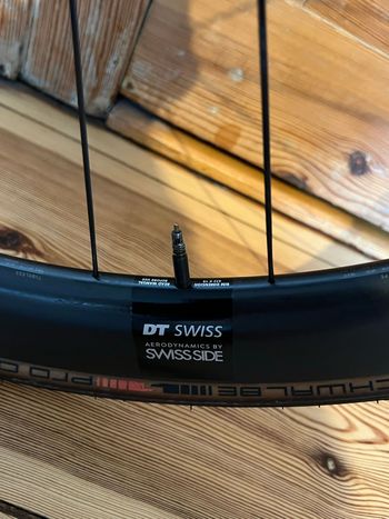 Used Canyon Ultimate CF SLX 8 Force AXS 2023 2023 Road & Gravel, Black — image 11 of 19