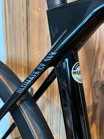 Brugt Canyon Ultimate CF SLX 8 Force AXS 2023 2023 Road & Gravel — billede 5 af 19