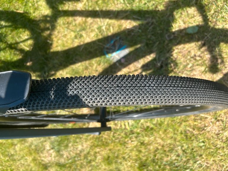 Käytetty Cube Nulane Hybrid C:62 Race 400X FE 2025 Urban — kuva 6 / 17