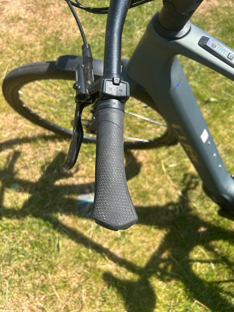 Käytetty Cube Nulane Hybrid C:62 Race 400X FE 2025 Urban — kuva 4 / 17