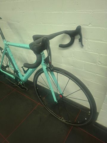Gebrauchtes Bianchi Specialissima SRAM Red eTap 2020 Road & Gravel, Grün — Bild 4 von 6