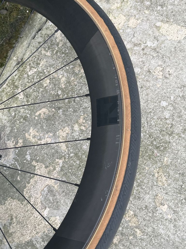 Used Focus IZALCO MAX DISC 8.8 2020 2020 Road & Gravel, Black — image 4 of 4
