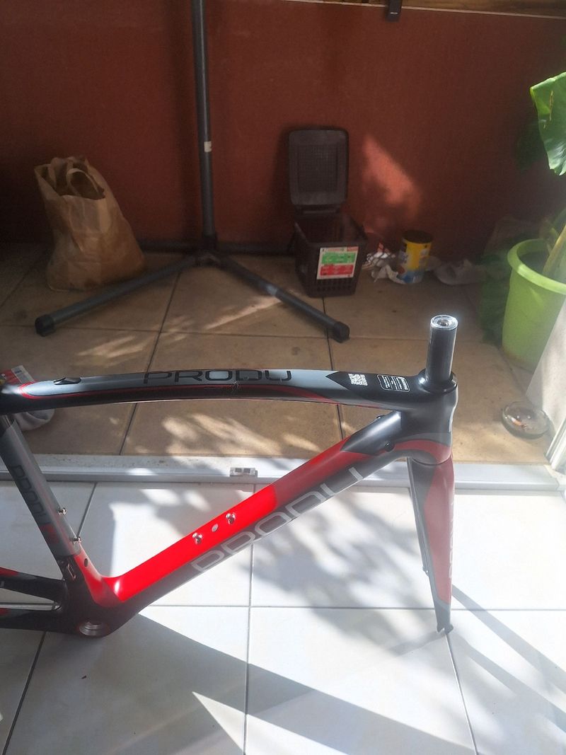 Used Production Privée Custom Frameset 2024 Road & Gravel
