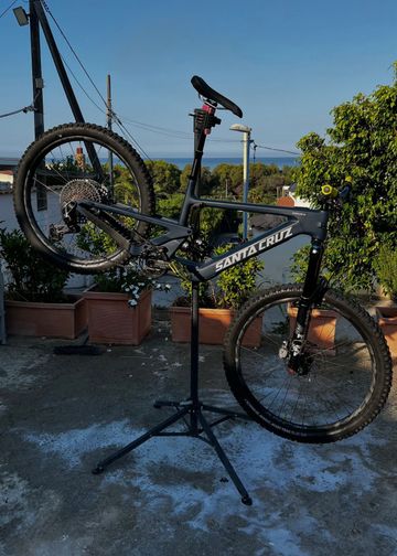 Used Santa Cruz Heckler SRAM X0 Eagle AXS (T-Type) 2025 Mountainbike, Blue, Mixed — image 2 of 16