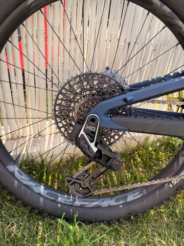 Used Santa Cruz Heckler SRAM X0 Eagle AXS (T-Type) 2025 Mountainbike, Blue, Mixed — image 12 of 16