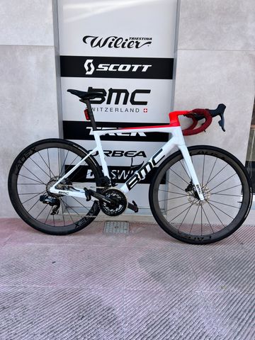 Brugt BMC Teammachine SRAM Force 2023 Road & Gravel — billede 1 af 5
