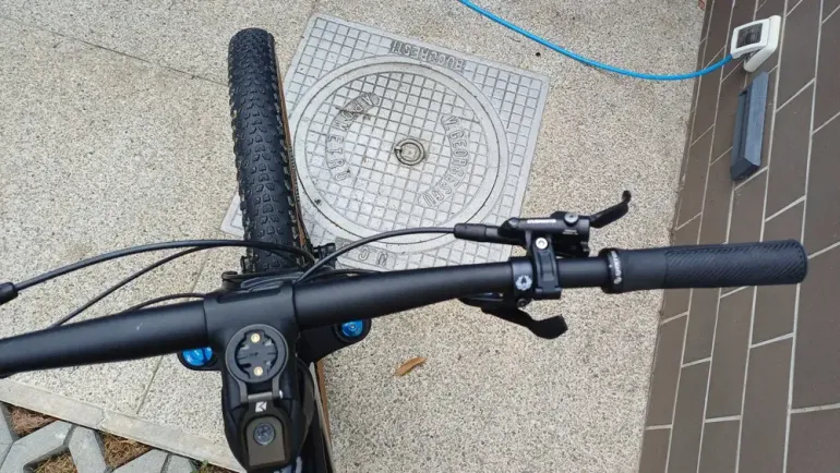 Used Scott Spark RC Comp 2023 2023 Mountainbike, Blue, 29 — image 5 of 11