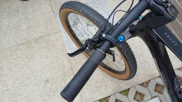 Used Scott Spark RC Comp 2023 2023 Mountainbike, Blue, 29 — image 4 of 11