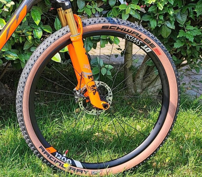 Gebrauchtes KTM SCARP EXONIC 2024 2024 Mountainbike, Orange, other — Bild 3 von 4
