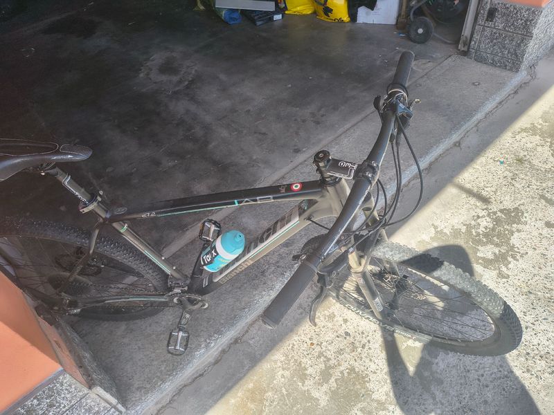 Tweedehands Bianchi Jab 27.2 Plus 2017 2017 Mountainbike — afbeelding 3 van 3
