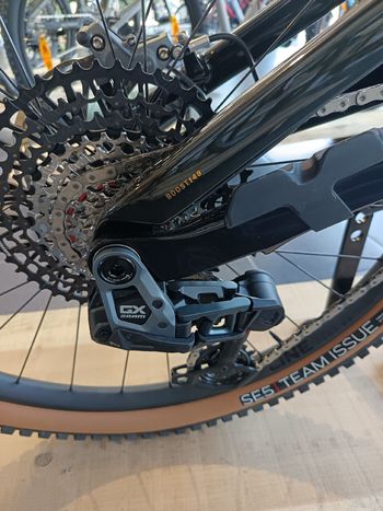 Brugt Trek Slash 9.8 GX AXS T-Type Gen 6 2025 2025 Mountainbike — billede 7 af 7