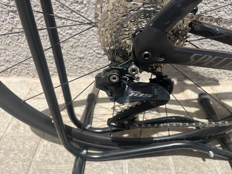 Used Specialized Tarmac SL7 Comp - Shimano 105 Di2 2024 2024 Road & Gravel, Black — image 3 of 6