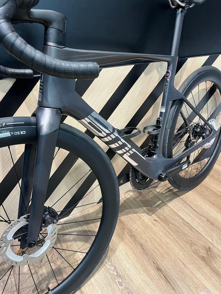 Used BMC Teammachine R 01 FOUR 2024 2024 Road & Gravel, Black — image 2 of 4