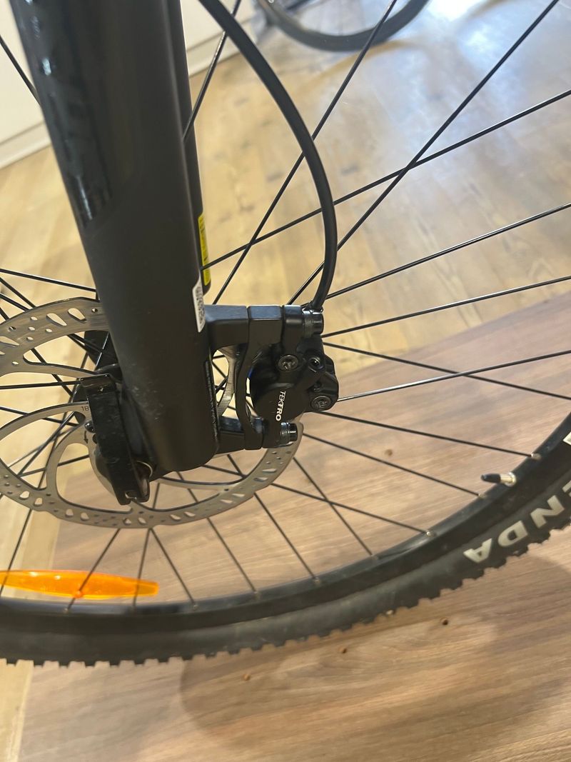 Giant Talon Shimano Altus 2024 Mountainbike d'occasion — image 7 sur 7