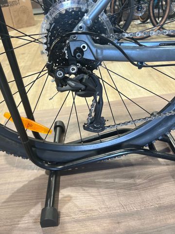 Giant Talon Shimano Altus 2024 Mountainbike d'occasion — image 4 sur 7
