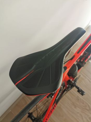 Used Giant TCR Advanced 1 2020 2020 Road & Gravel, Orange — image 9 of 10