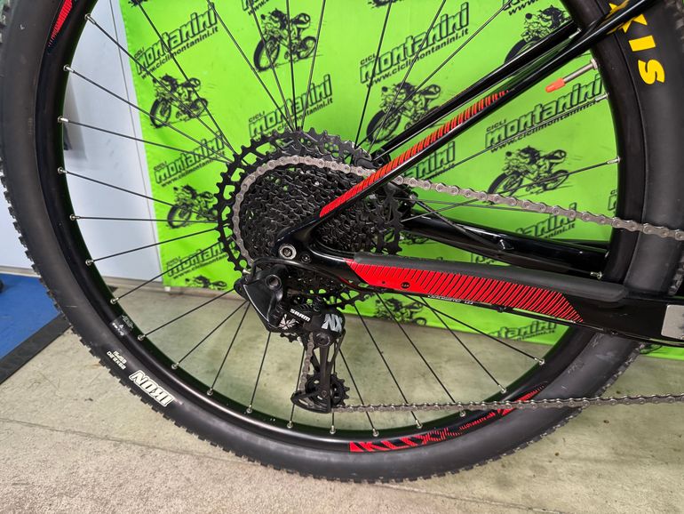 Używany Orbea ALMA M50-EAGLE 2019 2019 Mountainbike — zdjęcie 3 z 5