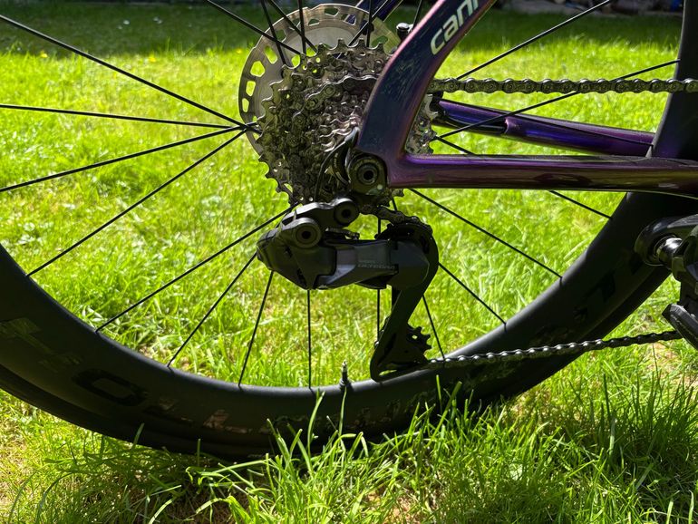 Käytetty Cannondale SystemSix Hi-MOD Dura-Ace Di2 2020 2020 Road & Gravel — kuva 4 / 9