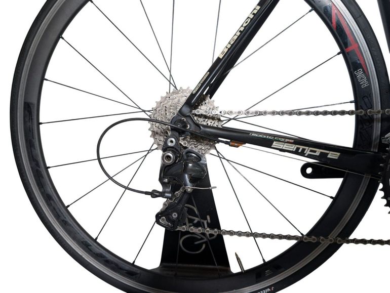 Gebrauchtes Bianchi Sempre Pro Ultegra 2014 2014 Road & Gravel, Schwarz — Bild 6 von 17