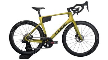 Used CUBE AGREE C:62, RACE 2025 2025 Road & Gravel