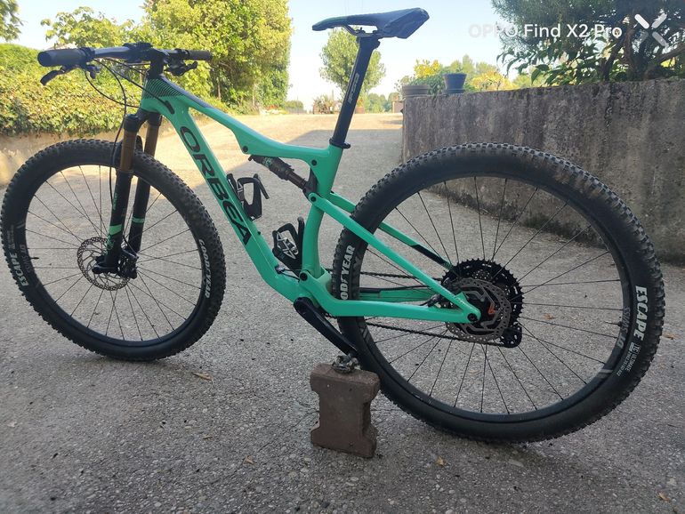 Used Orbea OIZ M30 27.5 2020 2020 Mountainbike, Green, 27.5 — image 2 of 6
