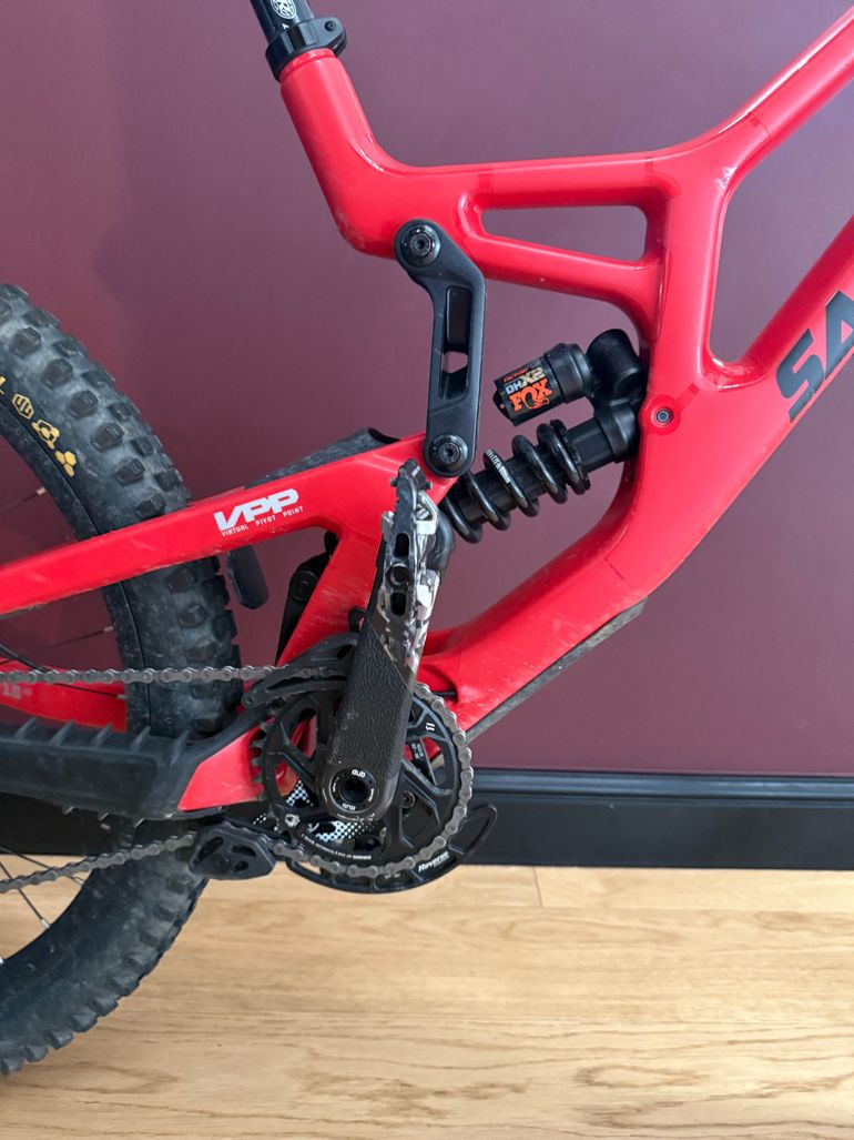 Used Santa Cruz V10 DH M / Carbon CC 2025 2025 Mountainbike, Red — image 5 of 6