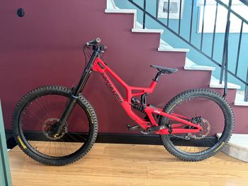 Used Santa Cruz V10 DH M / Carbon CC 2025 2025 MTB