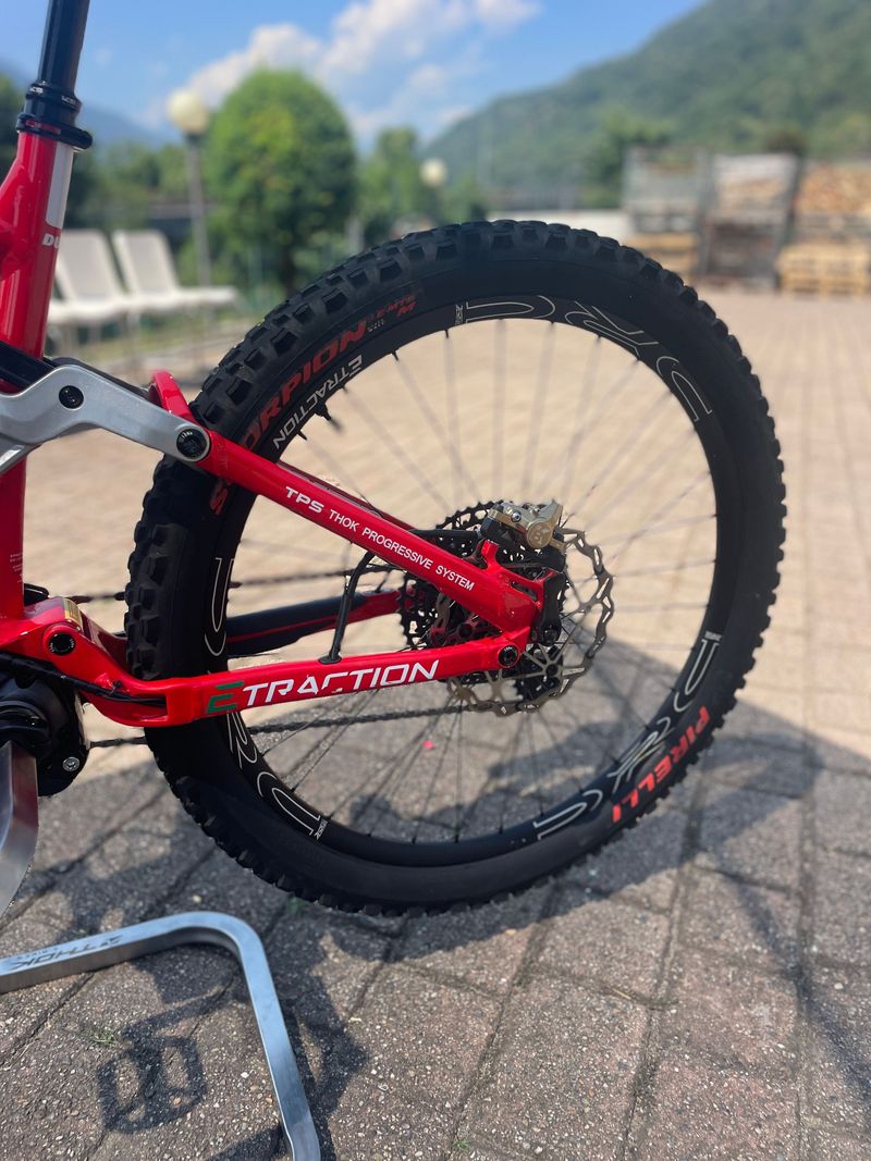 Used DUCATI MIG 2023 Mountainbike, Red — image 5 of 7