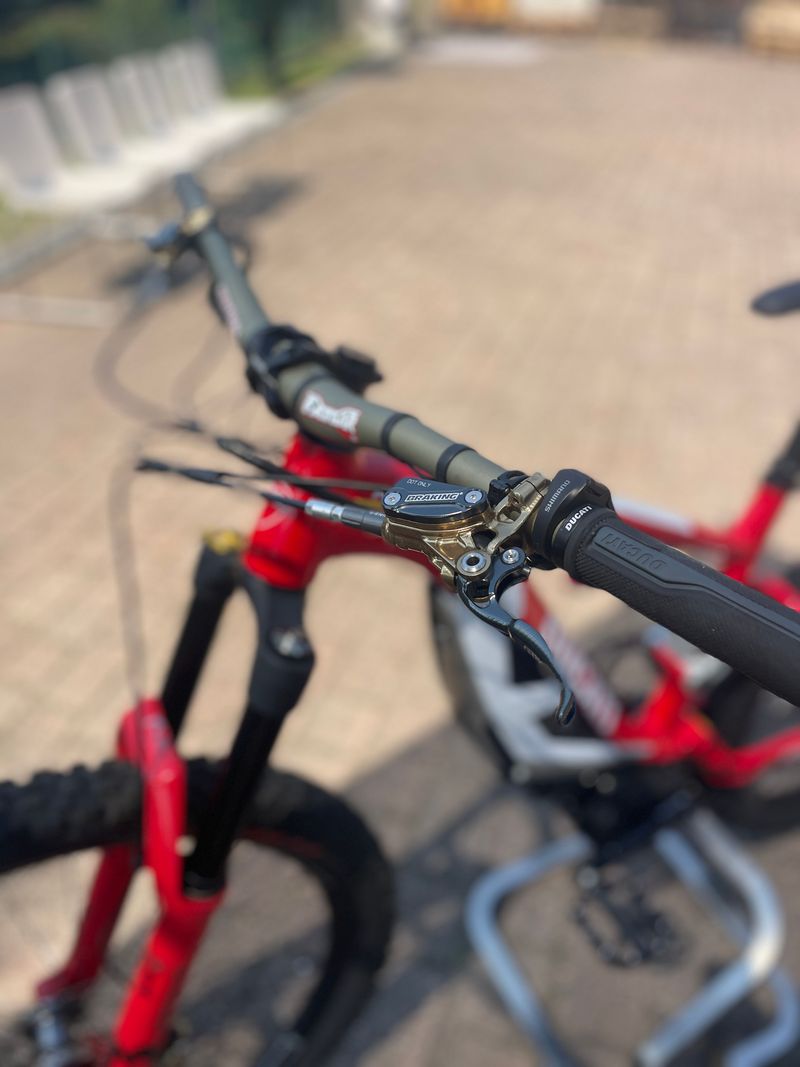 Used DUCATI MIG 2023 Mountainbike, Red — image 7 of 7