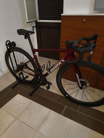 Used Specialized Tarmac S-sworks Shimano Ultegra Di2 2025 Road & Gravel, Red — image 3 of 11