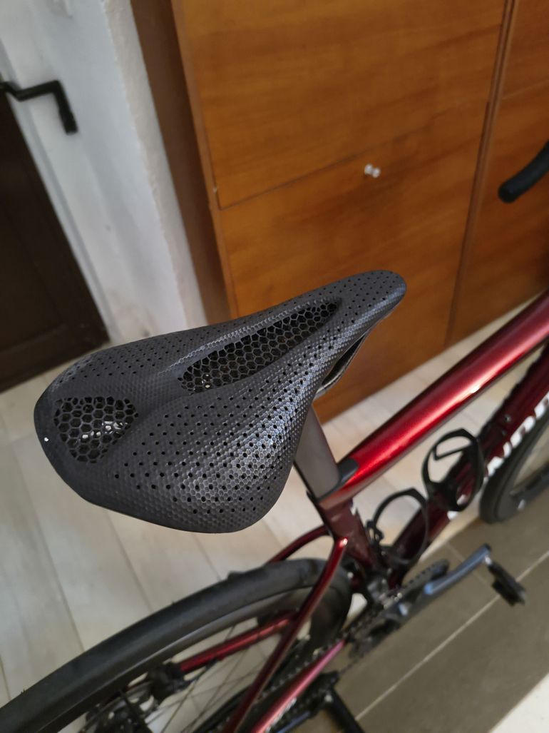 Used Specialized Tarmac S-sworks Shimano Ultegra Di2 2025 Road & Gravel, Red — image 4 of 11