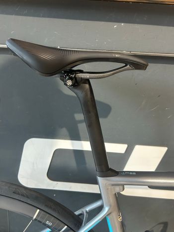 Brugt Wilier Triestina Shimano Ultegra Di2 2024 Road & Gravel — billede 8 af 15
