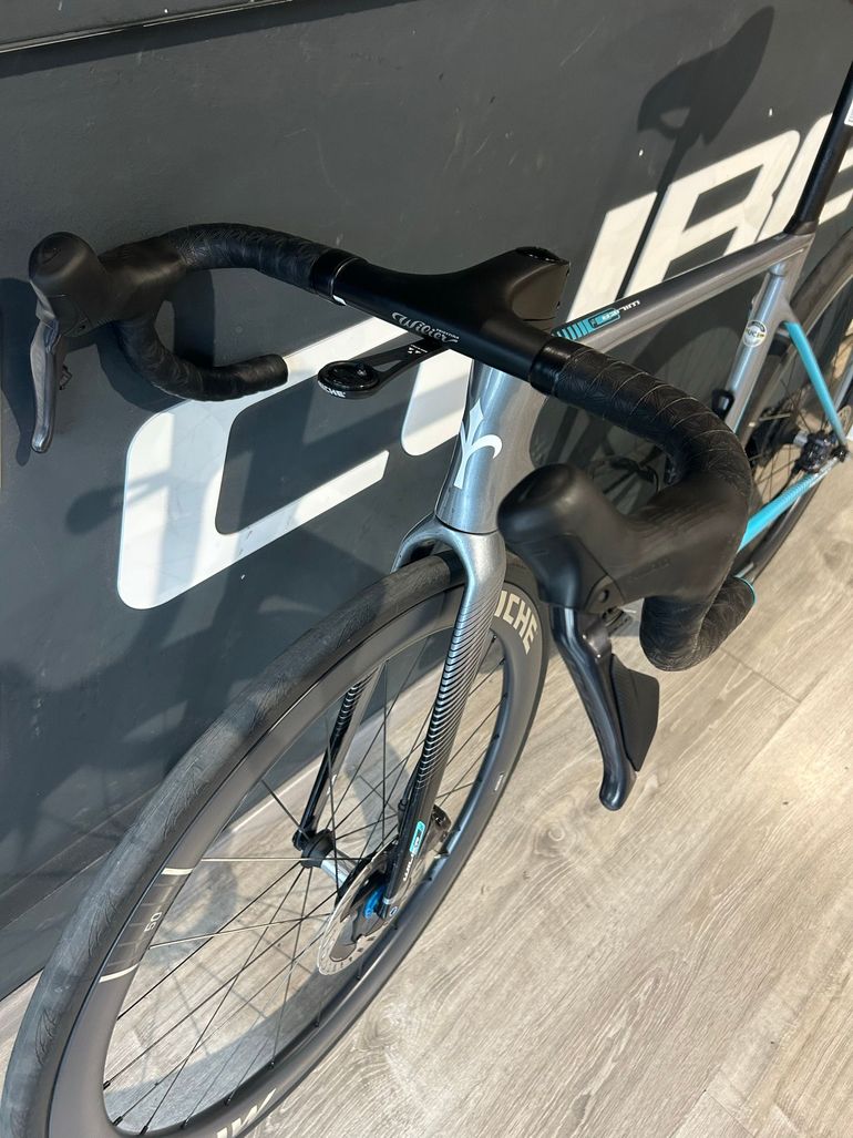 Brugt Wilier Triestina Shimano Ultegra Di2 2024 Road & Gravel — billede 14 af 15