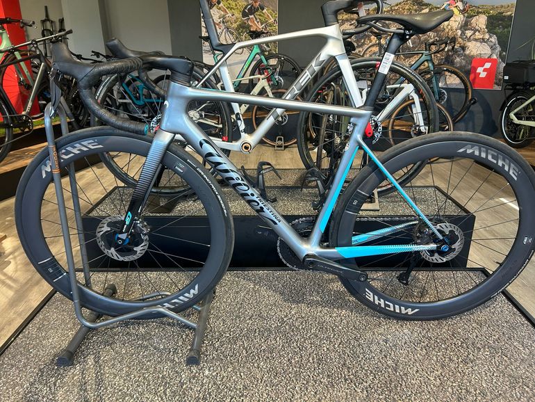 Used Wilier Triestina Shimano Ultegra Di2 2024 Road & Gravel, Light Gray — image 30 of 40
