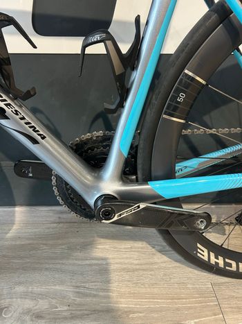 Brugt Wilier Triestina Shimano Ultegra Di2 2024 Road & Gravel — billede 12 af 15