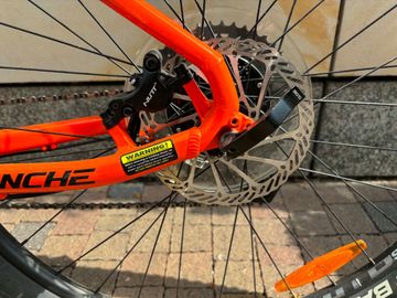Tweedehands GT Avalanche Elite 2022 2022 Mountainbike — afbeelding 2 van 6