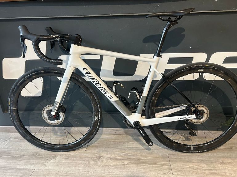 Used Wilier Garda SHIMANO 105 Di2 2024 2024 Road & Gravel, White — image 7 of 13