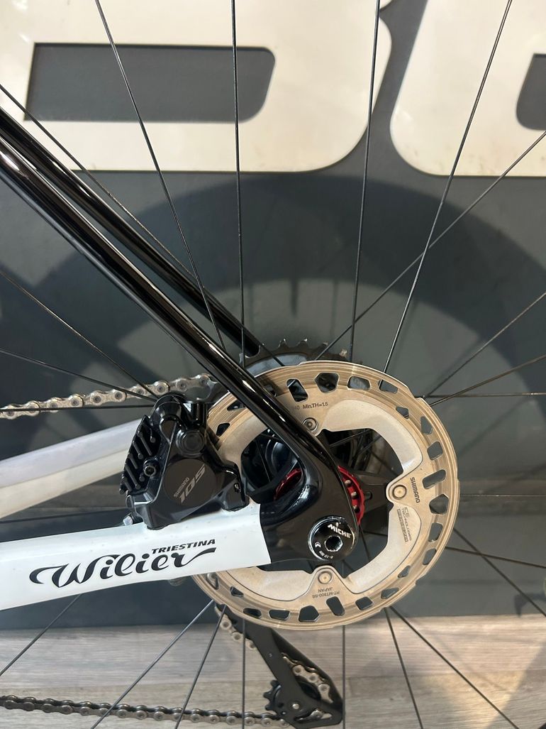 Used Wilier Garda SHIMANO 105 Di2 2024 2024 Road & Gravel, White — image 9 of 13