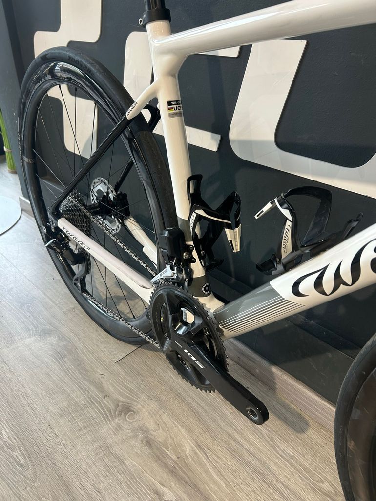 Used Wilier Garda SHIMANO 105 Di2 2024 2024 Road & Gravel, White — image 2 of 13