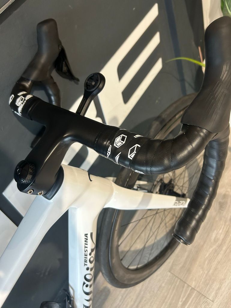 Used Wilier Garda SHIMANO 105 Di2 2024 2024 Road & Gravel, White — image 5 of 13