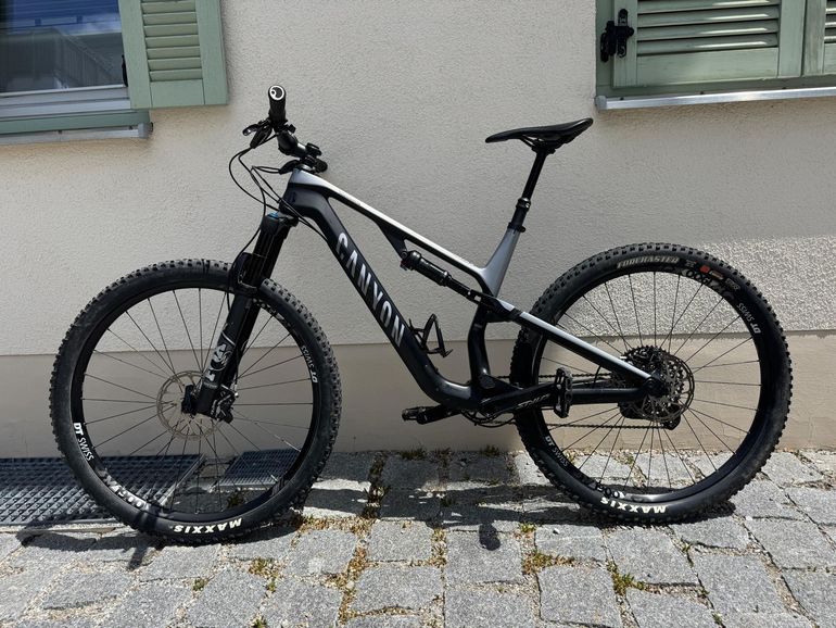 Used Canyon Neuron CF 8.0 2020 2020 Mountainbike, Light Gray, 27.5, 29 — image 1 of 13